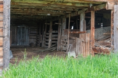 Interior-of-old-abandoned-barn-near-Valhalla-Alberta_8503088