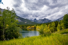 D8505507-Wedge-Pond-in-Kananaskis-Park-Alberta