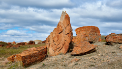 D8507174-The-Timepiece-at-Red-Rock_